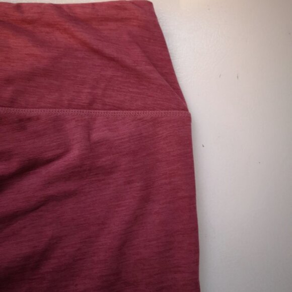 Torrid Active Ladies Rose Higher Waist Leggings - Picture 6 of 9